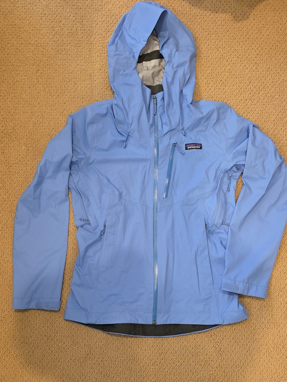 NWT, Patagonia Women's Granite Crest Rain Jacket, Size SMALL